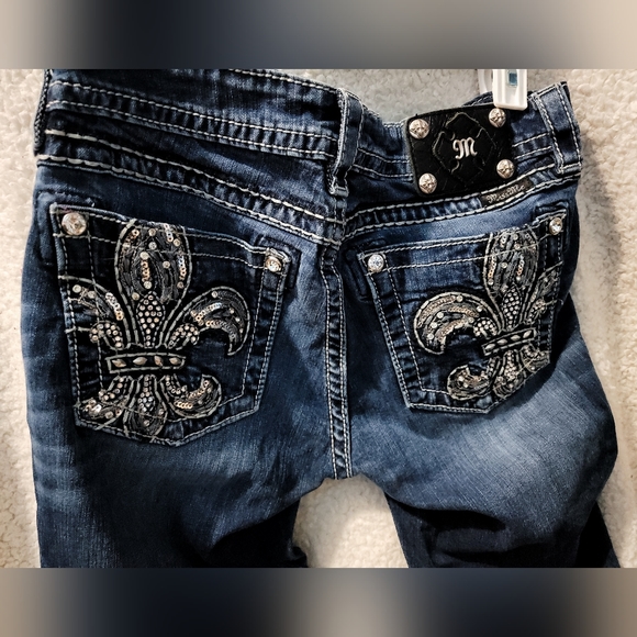 MISS ME Jeans 2 pair for 1 like new. Never worn Size 28. Lowest price. - Picture 8 of 12
